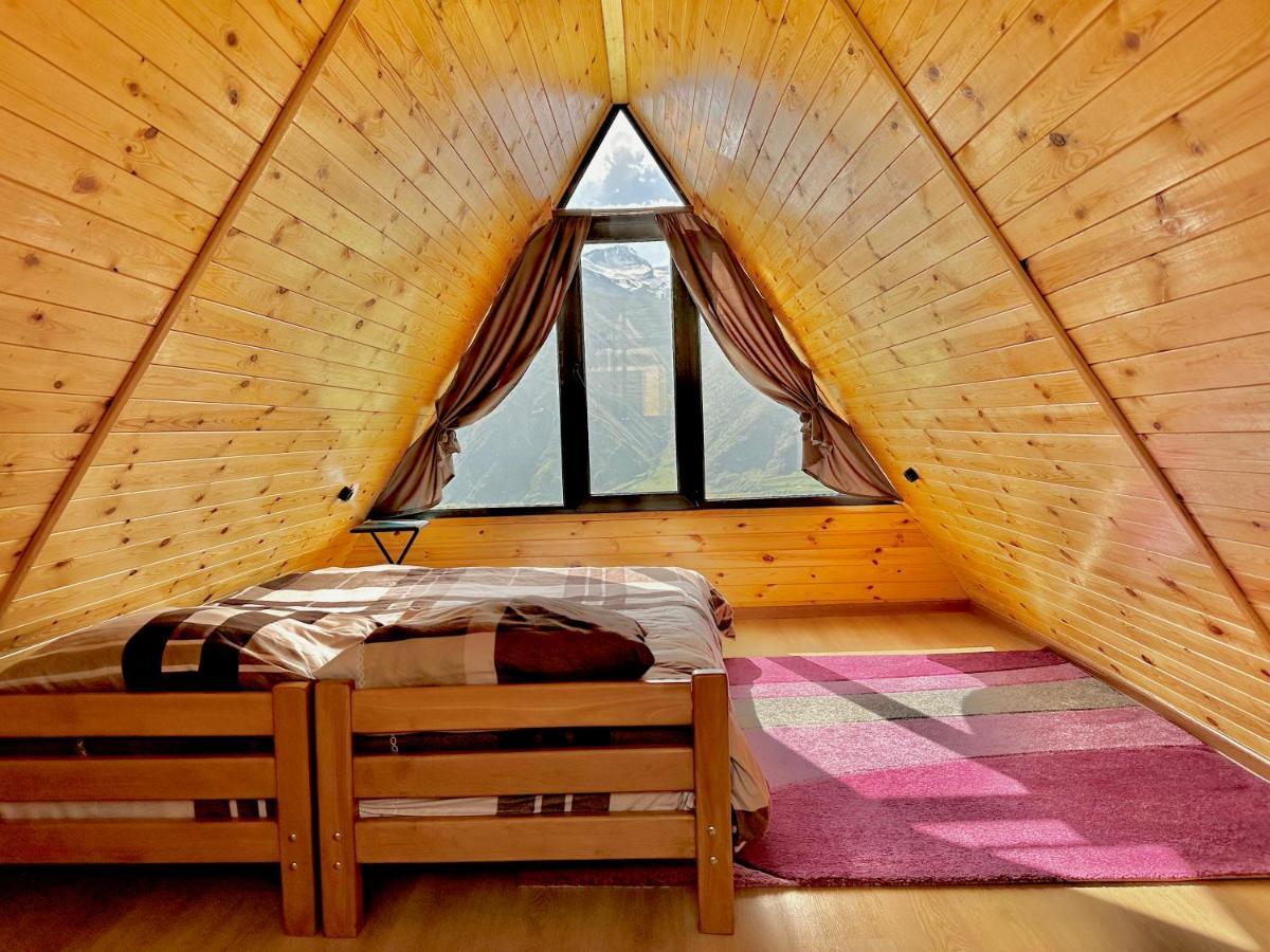 T&T Cottage Kazbegi Eksteriør billede